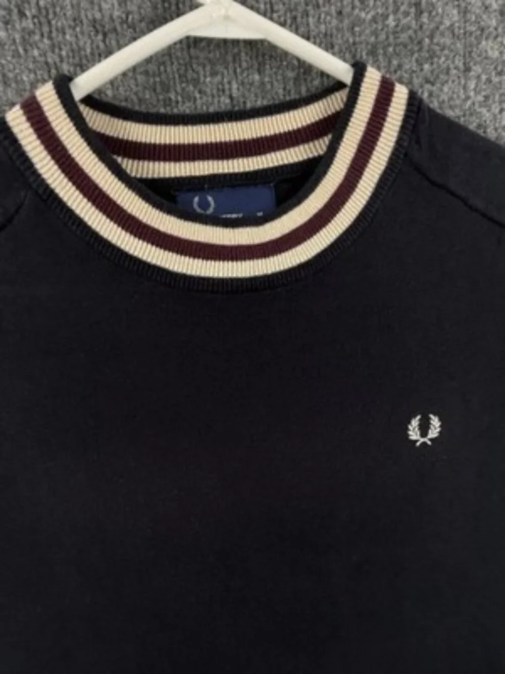 Fred Perry Black Medium Logo Cotton Crew Neck Long Sleeve Pullover Sweater Mens